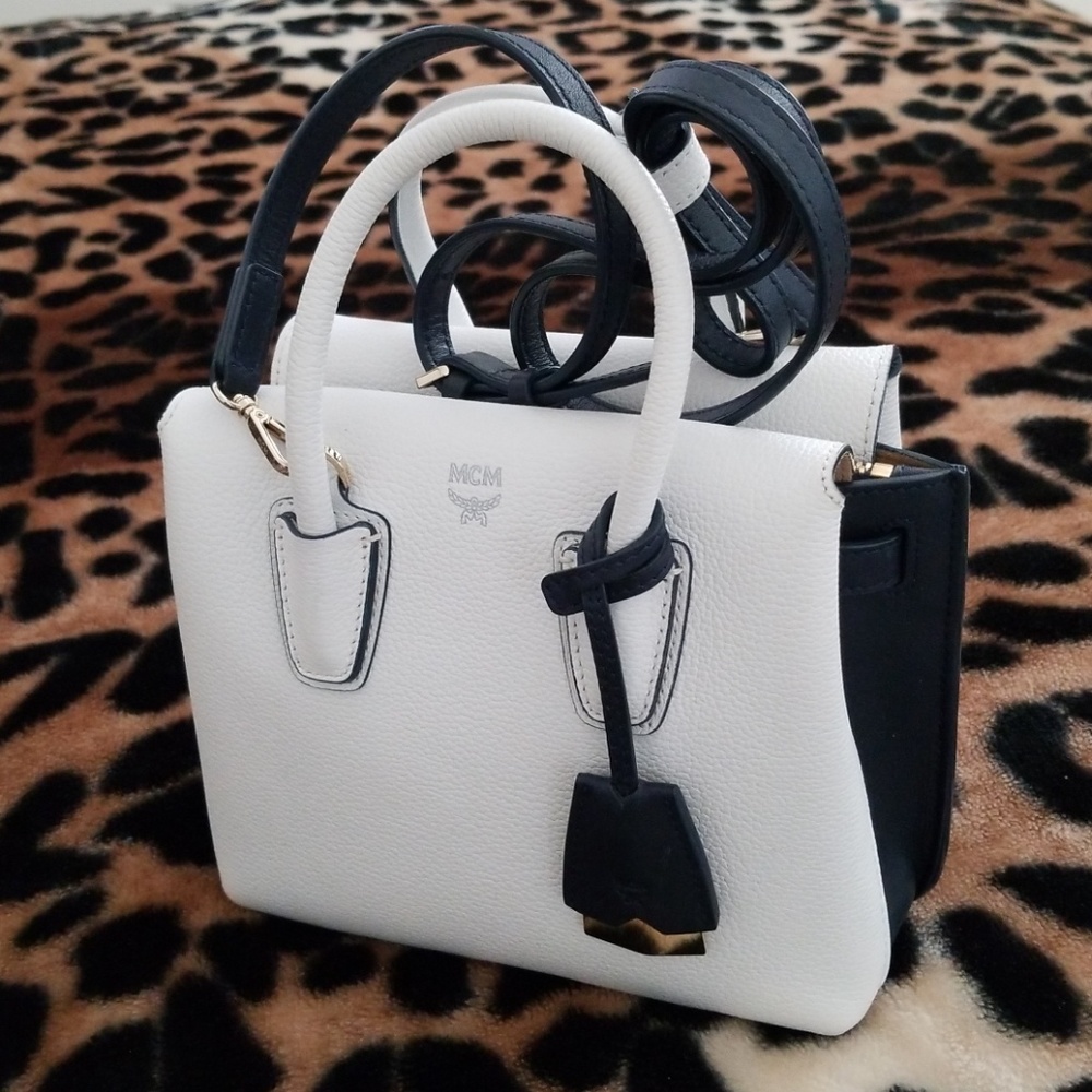 SOLD ⚔️MCM Milla Mini Leather Satchel